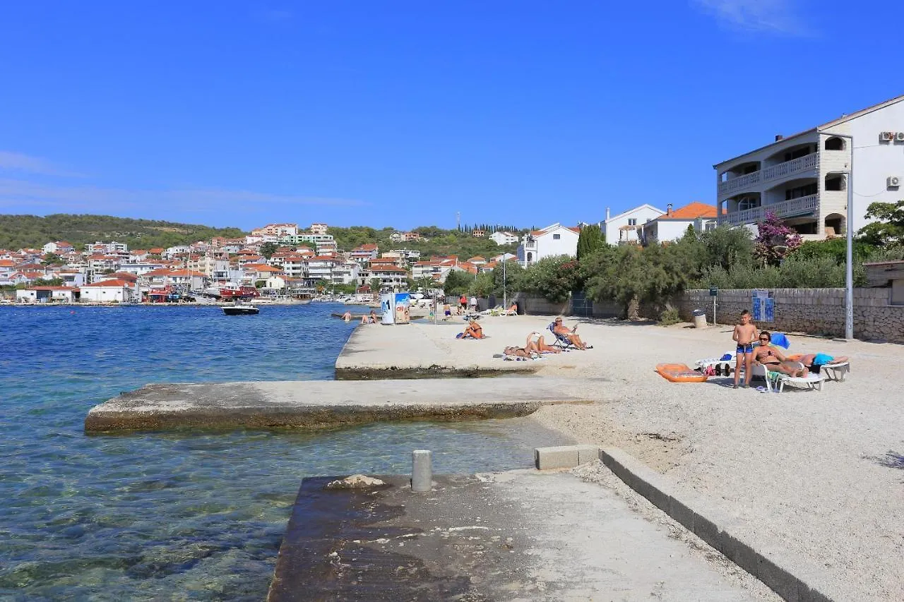 Apartments With A Parking Space Okrug Gornji, Ciovo - 19711 Trogir