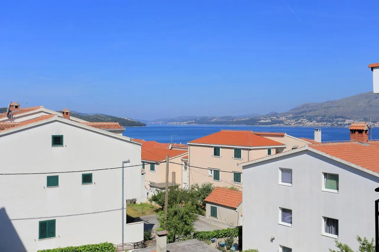 Apartments With A Parking Space Okrug Gornji, Ciovo - 19711 Trogir 0*,