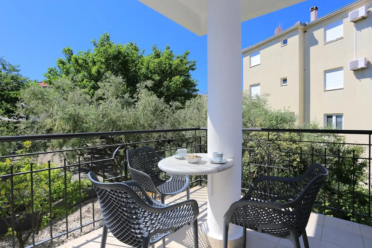 Apartments With A Parking Space Okrug Gornji, Ciovo - 19711 Trogir 0*,  Croatia